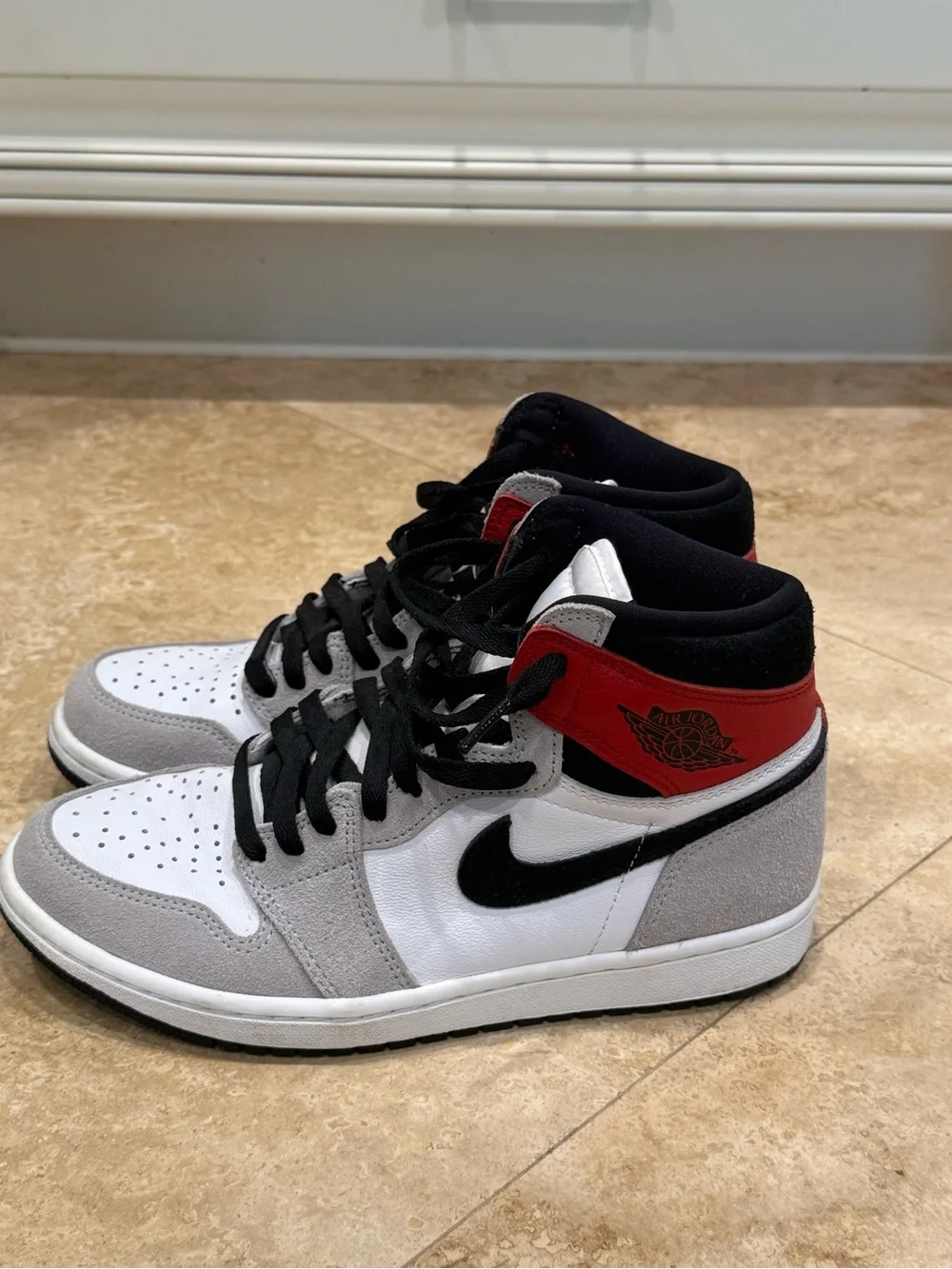 Nike Men's Retro 1 High Light Smoke Grey